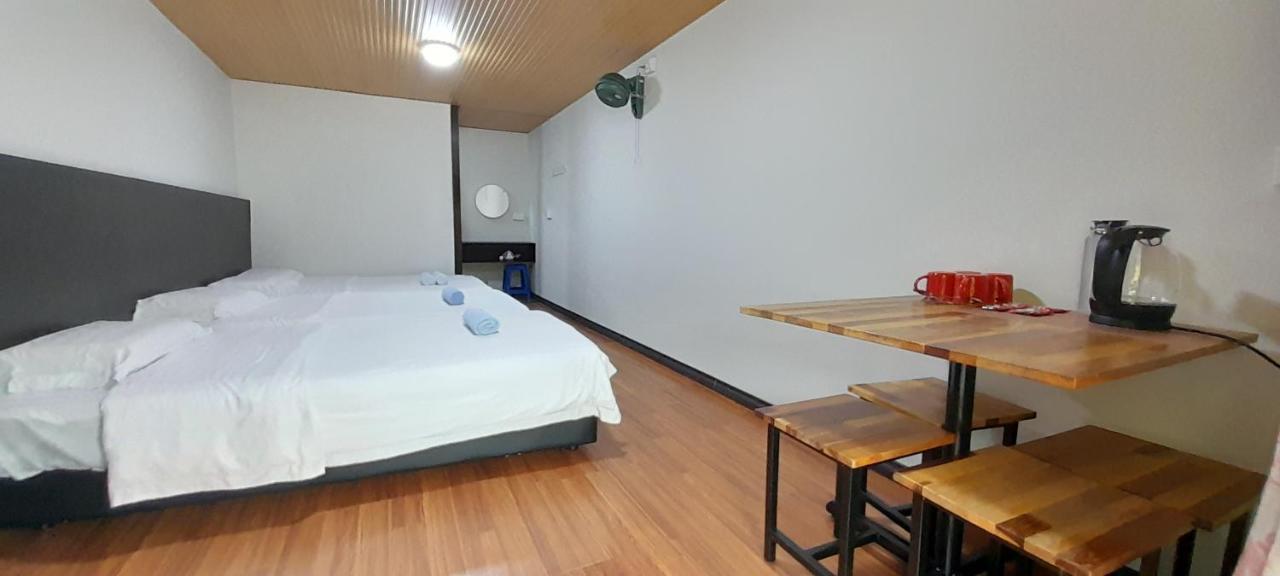 Wind Valley Farmstay Kampong Kundassan Esterno foto